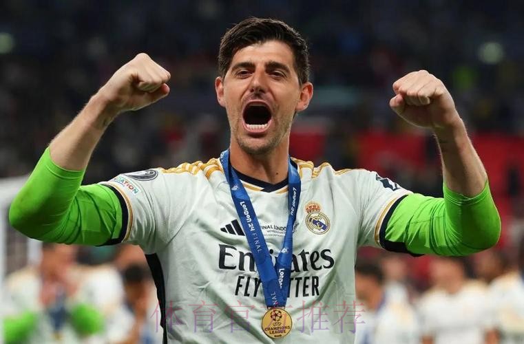 赛季首秀!库尔图瓦-很高兴感受再次成为皇马门将